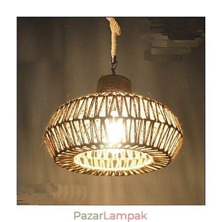 Vintage, kézzel készített műalkotások kreatív csillár lámpa. Vintage, kézzel készített műalkotások kreatív csillár lámpa.