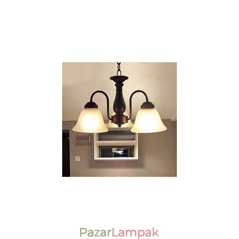 Hagyományos klasszikus fém függőlámpa