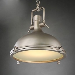 Ipari egyágyas függőlámpa díszíti a loft stílusú vintage fém csepplámpát