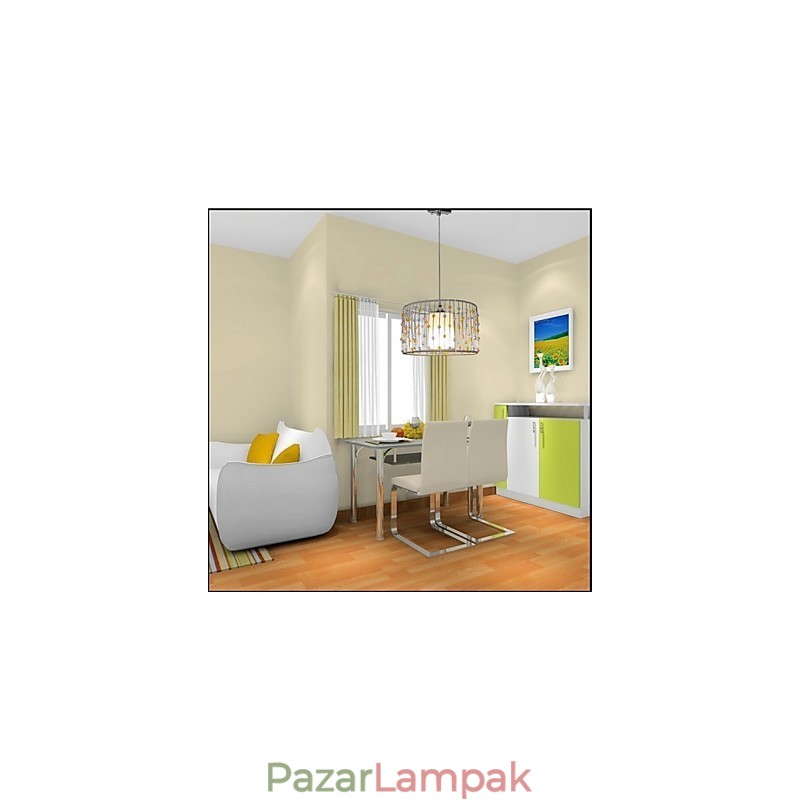 A lámpa egyetlen feje egy hengeres gyöngy.