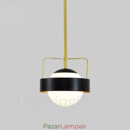 1 Light Modern modern mennyezeti lámpák Rézbevonatú függőlámpa fehér és fekete golyós üvegernyővel 1 Light Modern modern mennyezeti lámpák Rézbevonatú függőlámpa fehér és fekete golyós üvegernyővel