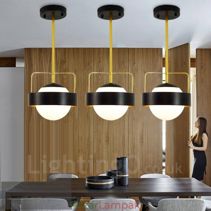 1 Light Modern modern mennyezeti lámpák Rézbevonatú függőlámpa fehér és fekete golyós üvegernyővel