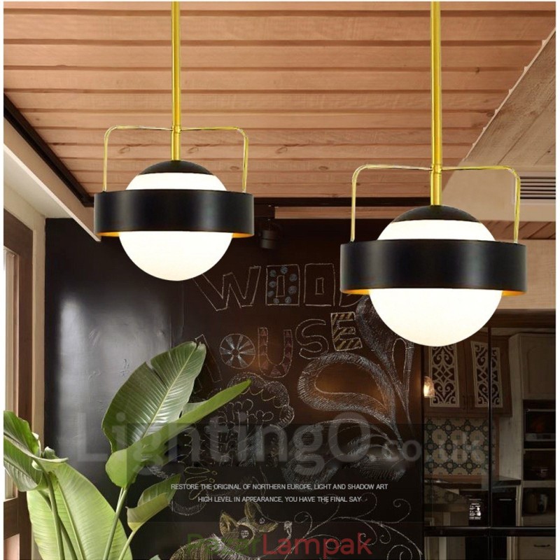 1 Light Modern modern mennyezeti lámpák Rézbevonatú függőlámpa fehér és fekete golyós üvegernyővel