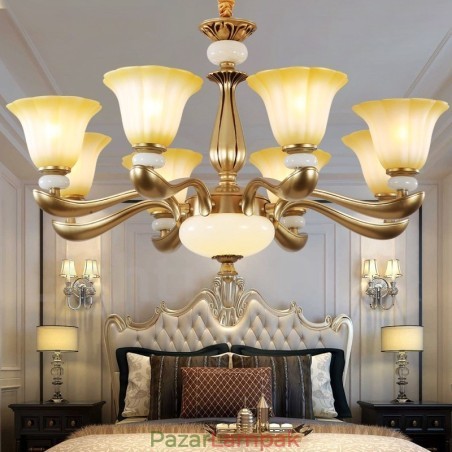 8 Light Retro Traditional Luxury Cink ötvözet csillár üvegernyővel 8 Light Retro Traditional Luxury Cink ötvözet csillár üvegernyővel