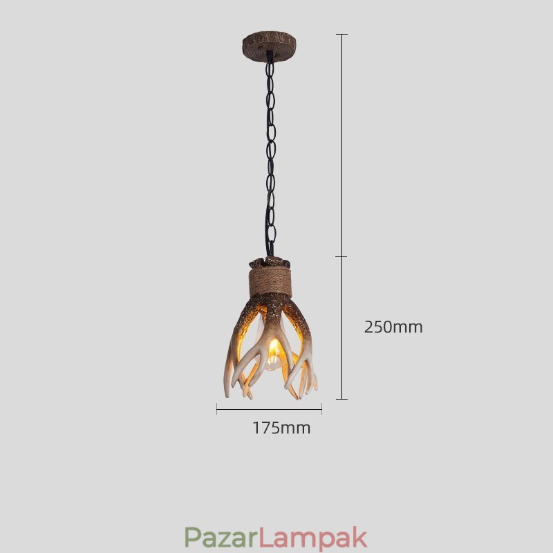 Egy könnyű rusztikus művészi retro agancs antik függőlámpa
