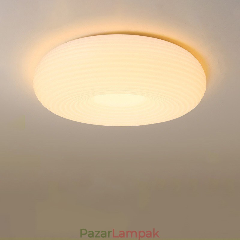 Tompítható teljes spektrumú szemvédő kerek, modern, süllyesztett mennyezeti lámpa