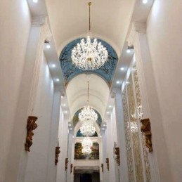 Európai kristálycsillár 32 fénnyel, luxus dekorációs mennyezeti lámpával