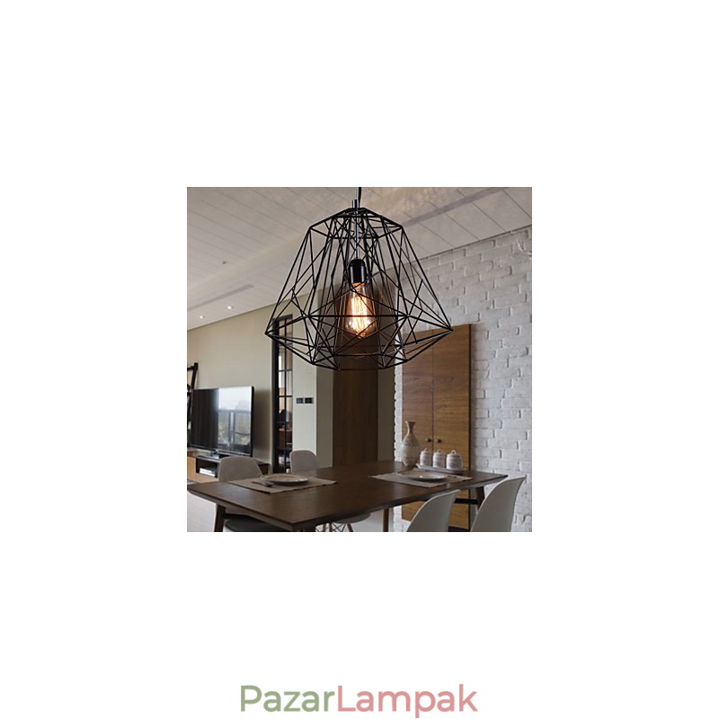 Medál fekete fonatú lámpaernyőből