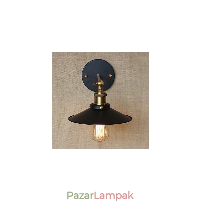 Retro minimalista ipari stílusú villa a templom előtt, folyosó esernyő fekete ruha díszített fal