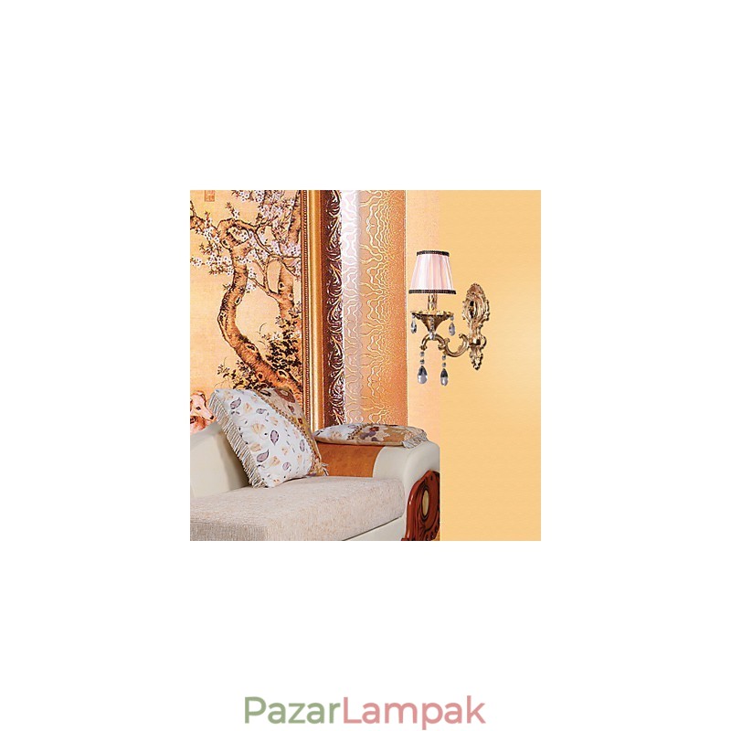 Elegáns, rózsaszínű kristály fali lámpa