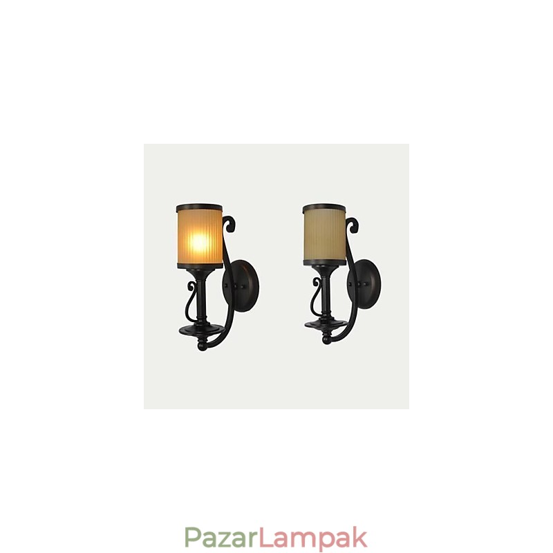 Hagyományos klasszikus fém falikarok