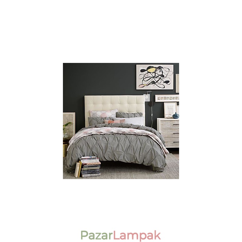 Modern fali lámpa üvegdobernyővel