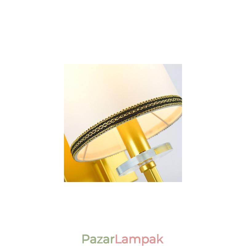 Hagyományos klasszikus fém falikarok