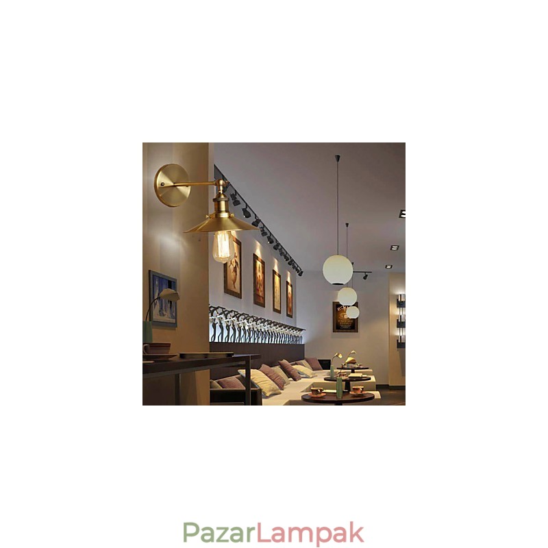 Hagyományos klasszikus fém falikarok