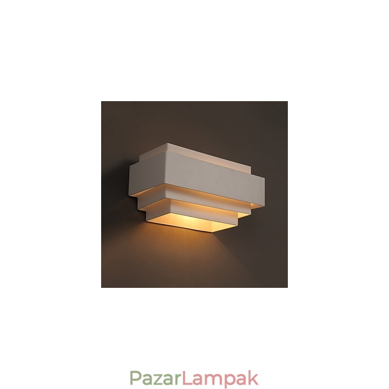 Kreatív személyiség Kovácsoltvas fali lámpa