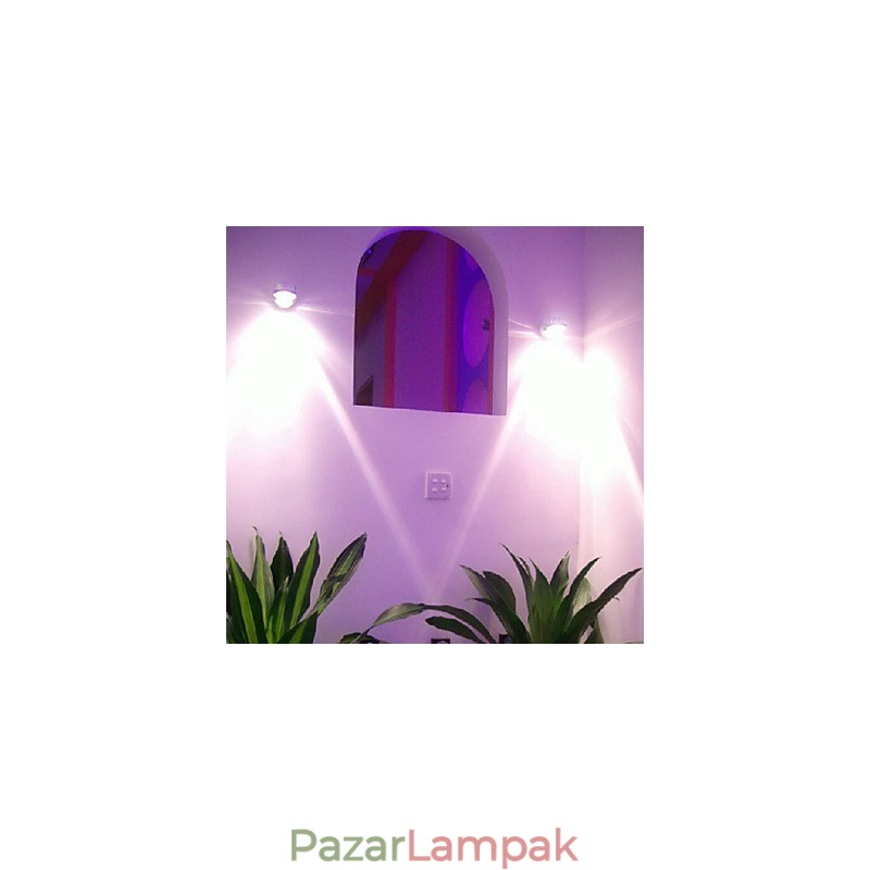 Modern fali lámpa szórófénnyel Sci-fi design