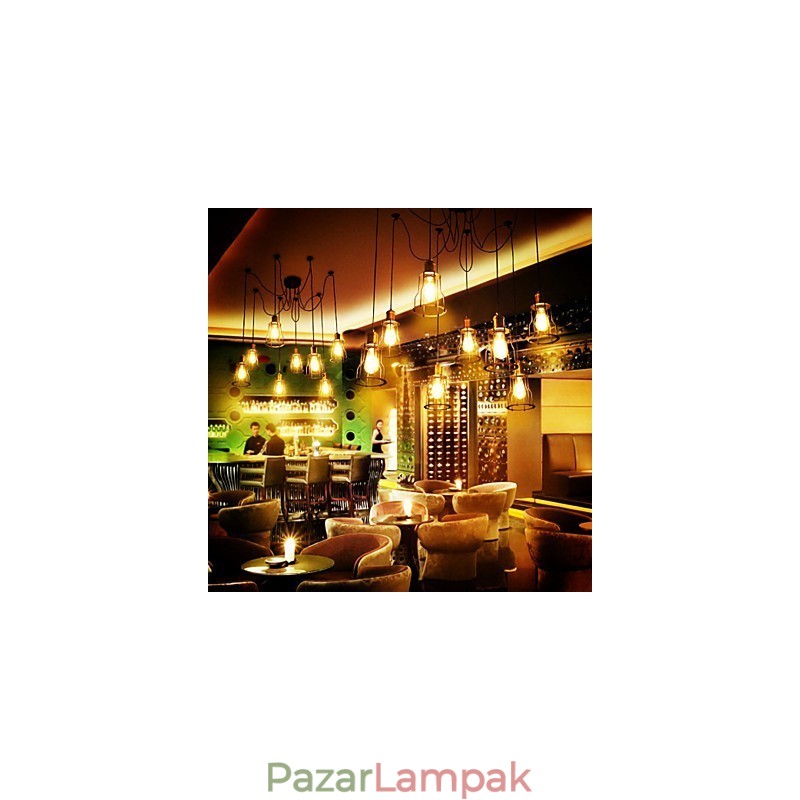 Vidéki tervezők fémcsillárt festenek