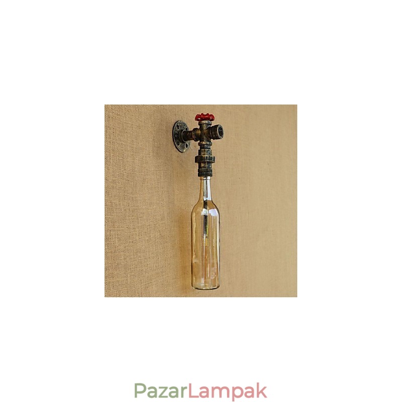 Borostyánsárga vízfali lámpa kapcsolóval