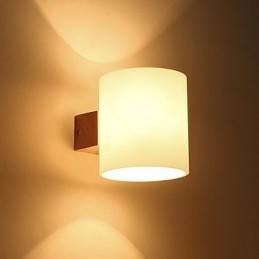 A modern, kortárs egyebek alsólámpás falilámpákkal falilámpát tartalmaznak