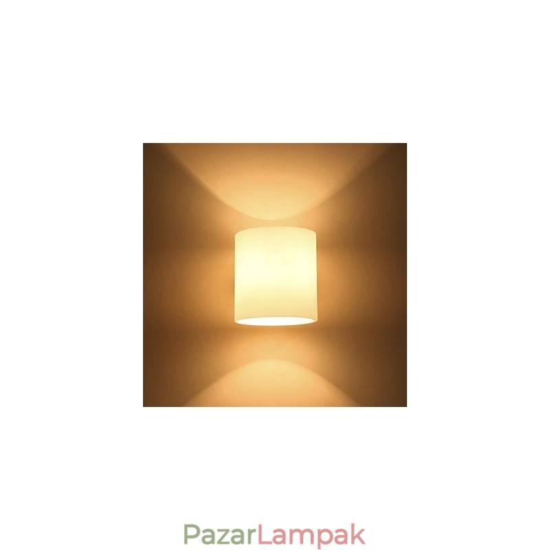 A modern, kortárs egyebek alsólámpás falilámpákkal falilámpát tartalmaznak