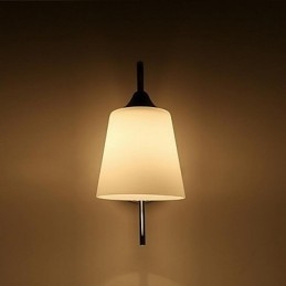A modern, kortárs egyebek fali lámpákkal rendelkeznek