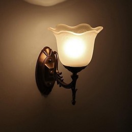 A modern, kortárs egyebek fali lámpákkal rendelkeznek