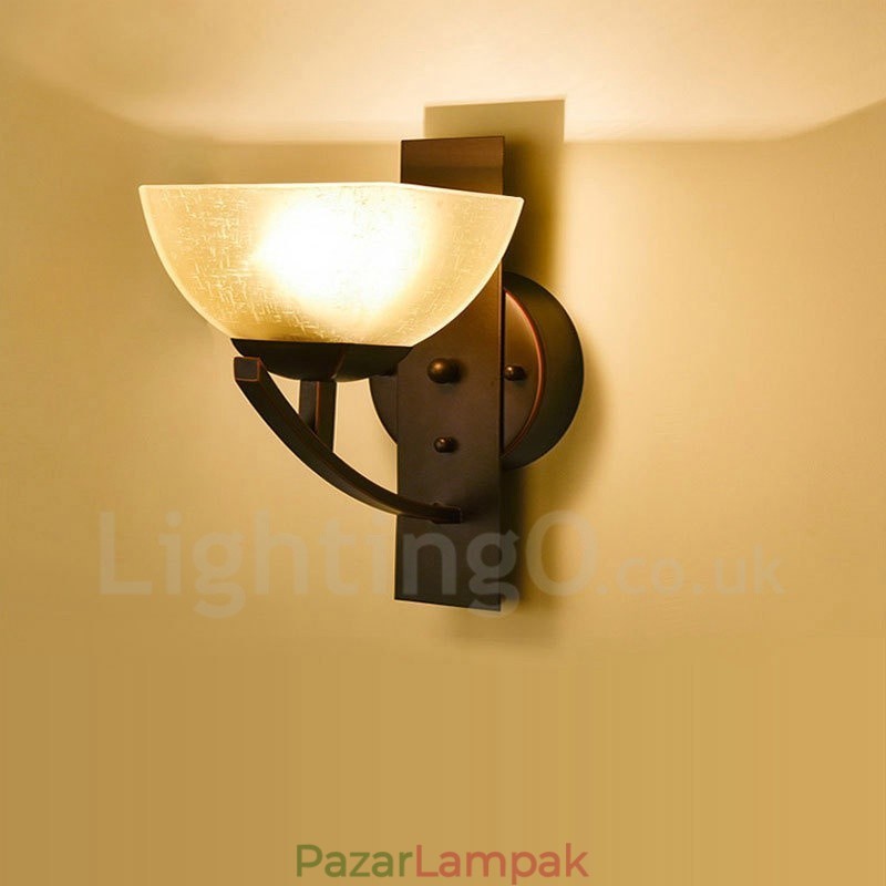 Egylámpás hagyományos klasszikus beltéri falikarok