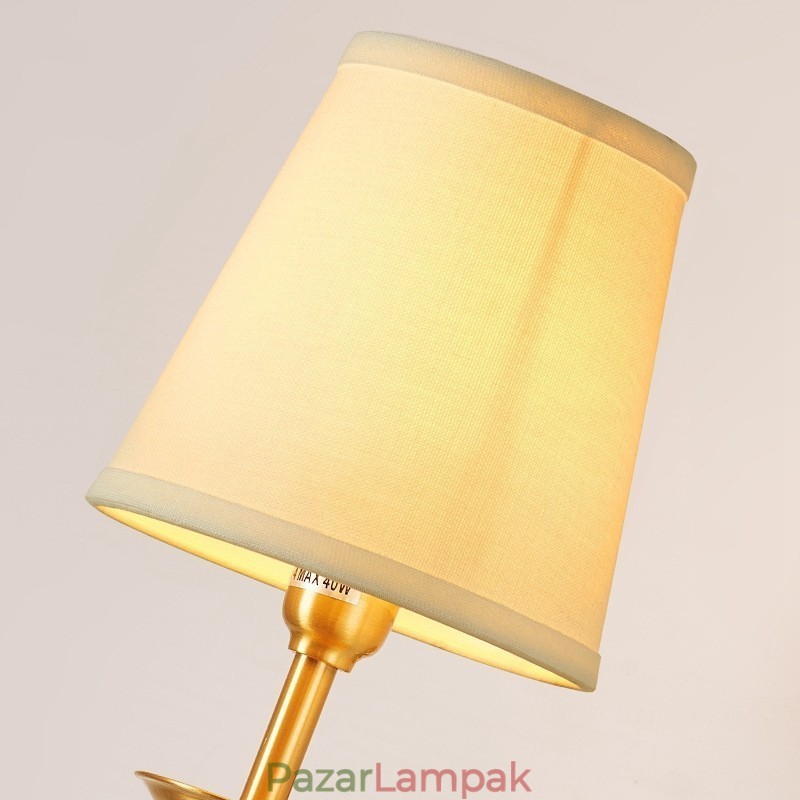 Tiszta sárgaréz, luxus rusztikus retro vintage 1 fényű gyertya fali lámpa szövet ernyővel, speciálisan a szállodai hálószobába bemutatóterem nappali étkezőbe