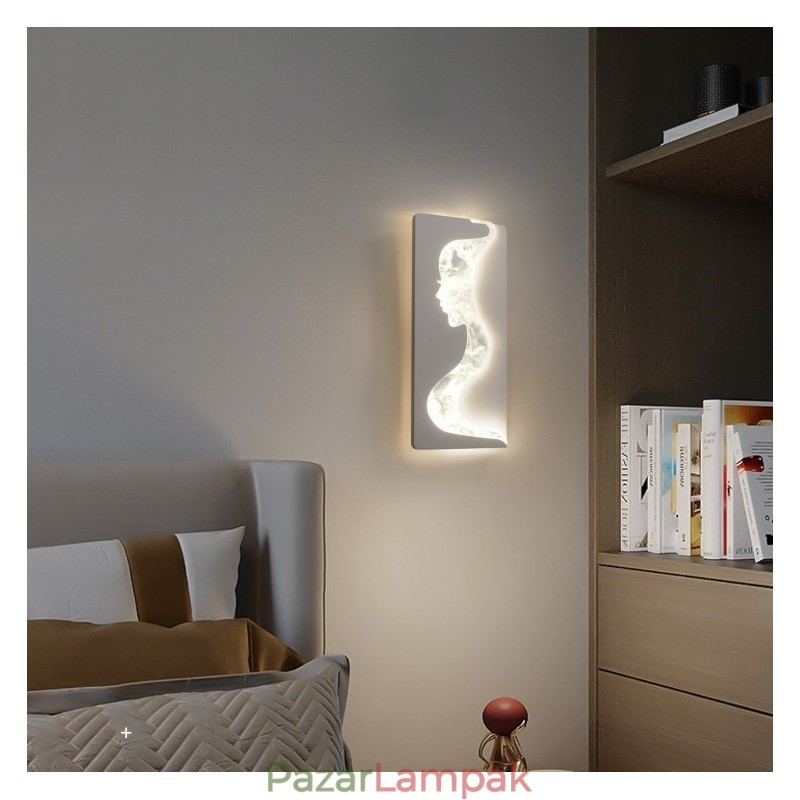 Beltéri szép lányok bal oldali jobb oldali fali lámpával