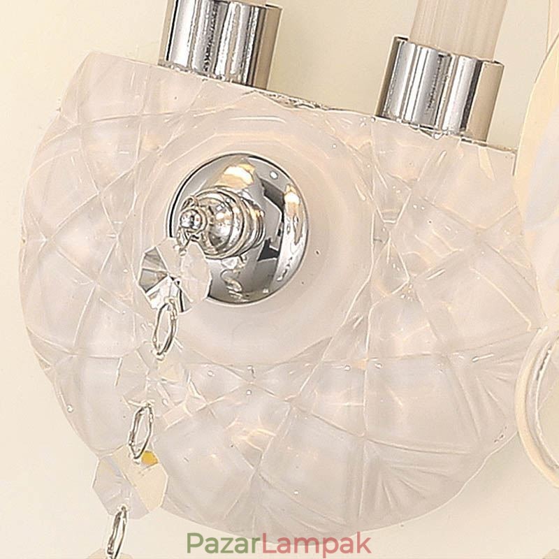 Klasszikus, európai stílusú kristálylapát, elegáns fali lámpa