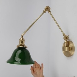 Modern fali lámpa üvegernyővel