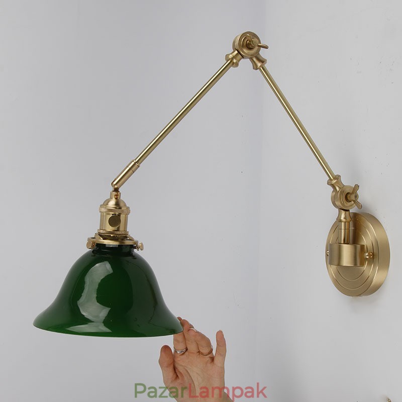 Modern fali lámpa üvegernyővel