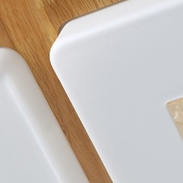 Falba süllyesztett mini stílusú modern kortárs fa