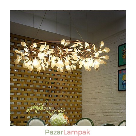 Country Designers Antik sárgaréz fém csillár